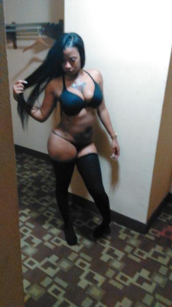 , 25  female escort, New Orleans