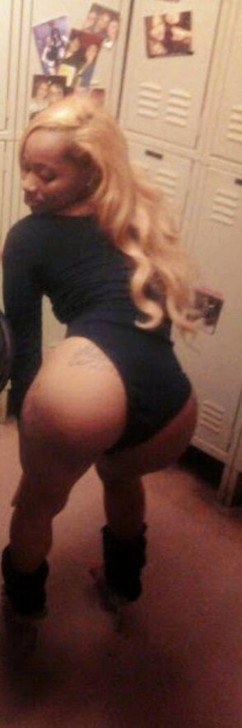 , 23  female escort, New Orleans
