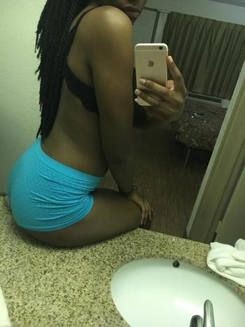 , 21 African American female escort, New Orleans