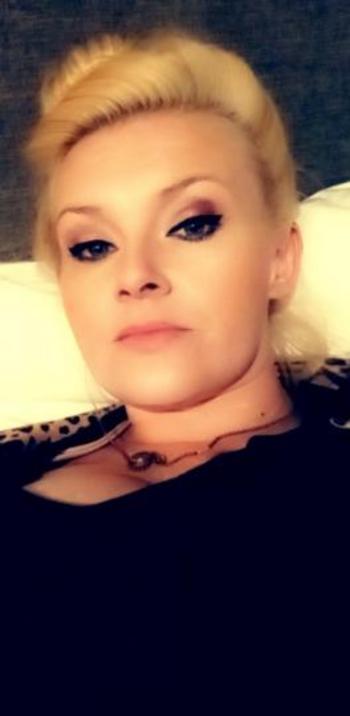 Favorite, 30  female escort, New Orleans
