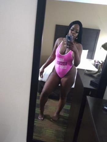 London, 45  female escort, New Orleans