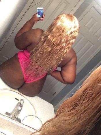 Bunny, 21  female escort, New Orleans