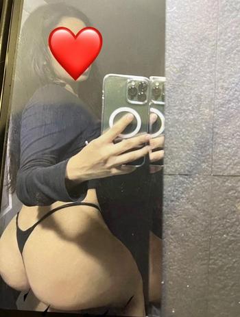 Carolin, 26  female escort, New Orleans