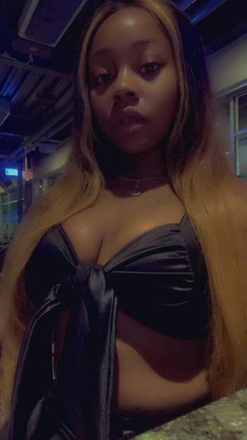 330-894-8229, 27  female escort, New Orleans