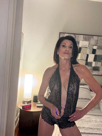 Kelly, 41  female escort, New Orleans