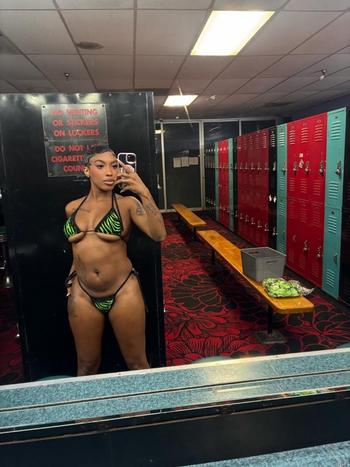 cierra, 26  female escort, New Orleans